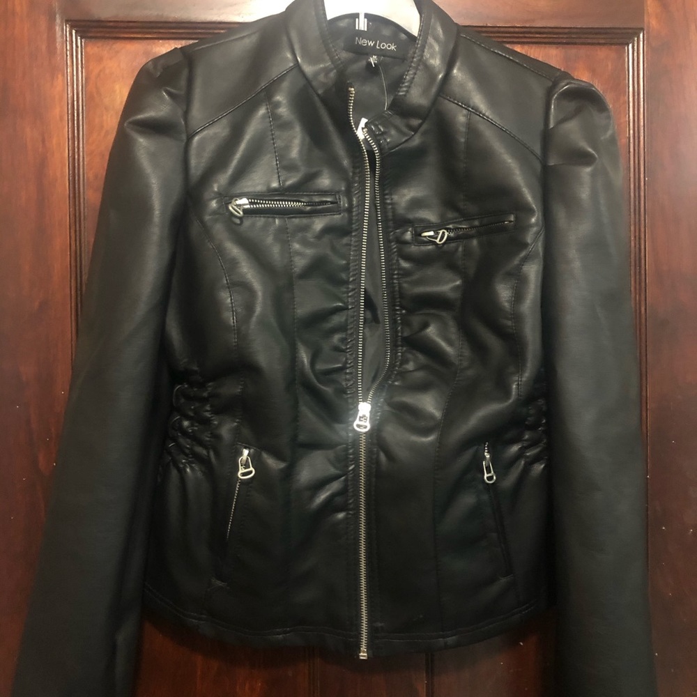 🔥Black leather look light weight jacket
